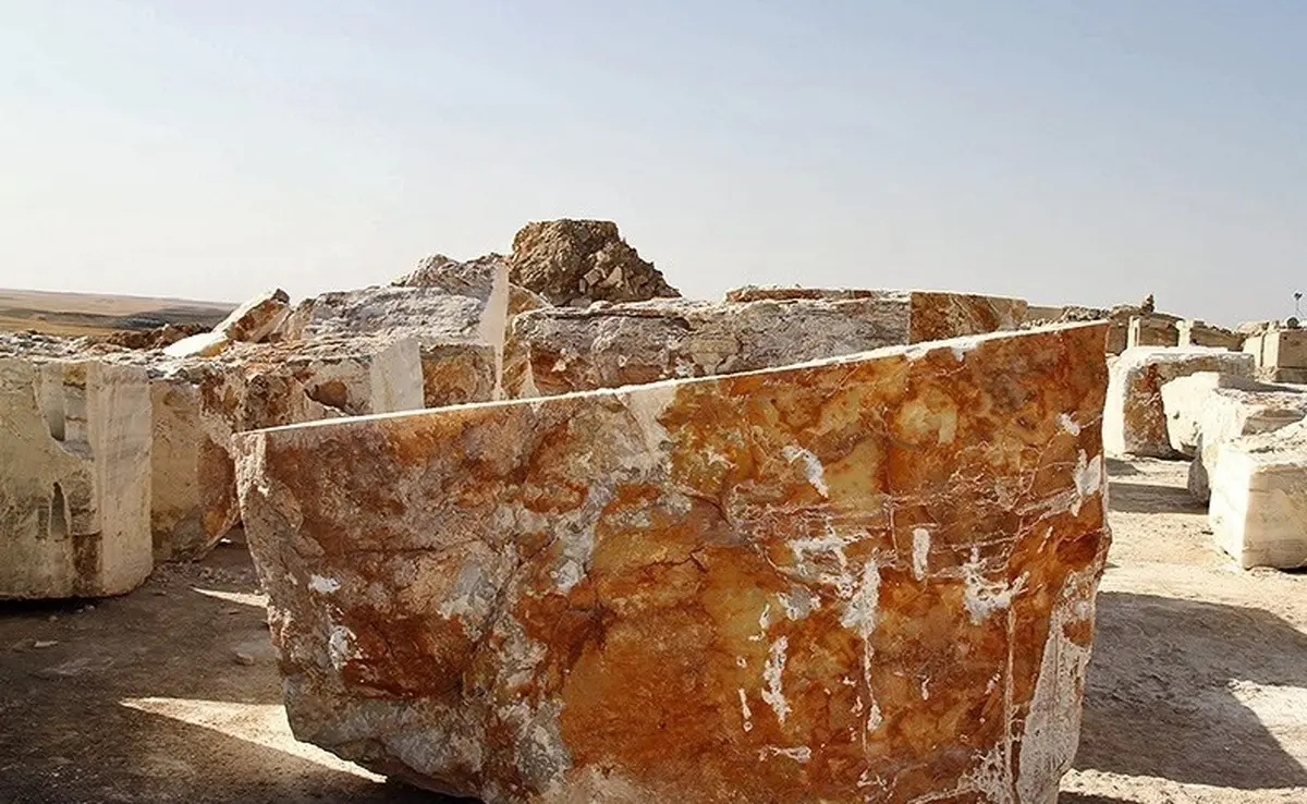 کشف ۱۳ نوع ماده معدنی جدید در ایران