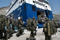 یونان سلاح سنگین خود را در جزیره دشمن ترکیه مستقر کرد | جنگ جدید در راه است؟