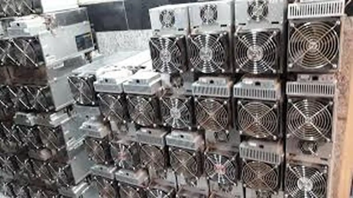 
 برق | در استان مرکزی 6000 دستگاه ماینر توقیف شد
