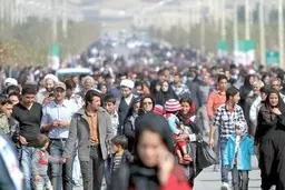 روزنامه جمهوری اسلامی: فاصله طبقاتی در کشور غوغا می‌کند؛ یک طبقه شبیه اوناسیس و راکفلر و یک طبقه دیگر در شرایط شِعب ابیطالب زندگی می کنند