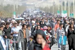 روزنامه جمهوری اسلامی: فاصله طبقاتی در کشور غوغا می‌کند؛ یک طبقه شبیه اوناسیس و راکفلر و یک طبقه دیگر در شرایط شِعب ابیطالب زندگی می کنند