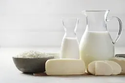 قیمت محصولات لبنی قبل از تعیین نرخ شیرخام محاسبه نمی شود