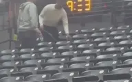 حرکت عجیب بازیکن بسکتبال پس از پیروزی  + ویدئو