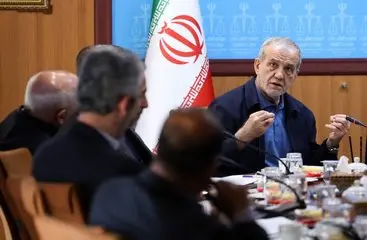 پزشکیان: باید از مسیر دیپلماتیک برای کاهش تنش‌ها استفاده کرد