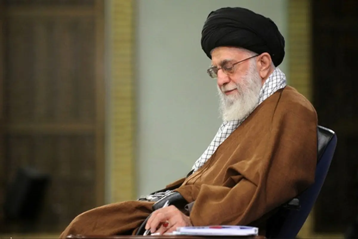 پاسخ رهبر معظم انقلاب به استفتائی درمورد شکستن قفل نرم‌افزارها