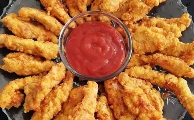 طرز تهیه یه عصرونه خوشمزه با مرغ | بچه ها عاشق این مدل سوخاری میشن + ویدیو  