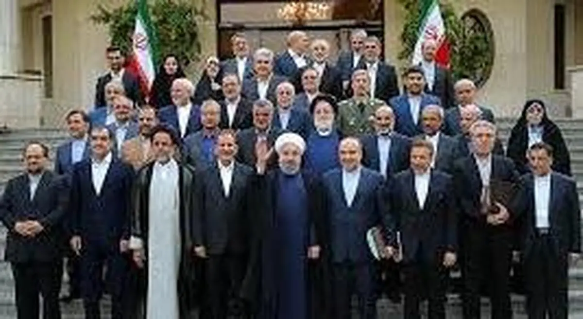 دژپسند: هرکس در بورس است باید عقل محاسبه‌گری‌اش بی‌وقفه کار کند