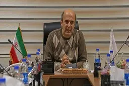 قریب: برخی از مدیران خصوصی در زندان هستند