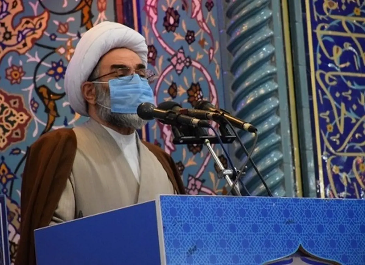 امام‌جمعه رشت: پوشش زنان نباید بدن نما باشد| انتقاد امام جمعه رشت از پوشش زنان