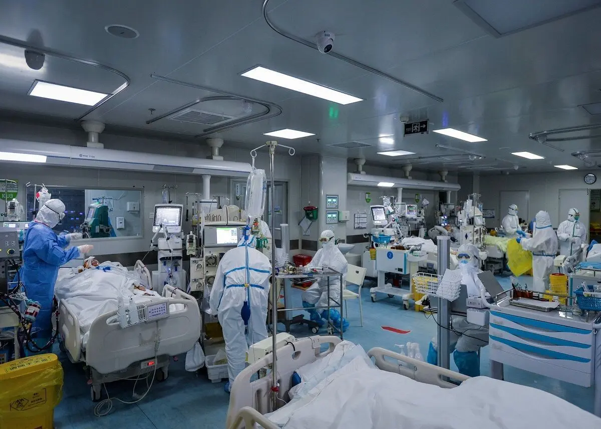 نیاز دوباره به بیمارستان‌های اضطراری | کمبود تخت‌های بیمارستانی با افزایش بیماران 