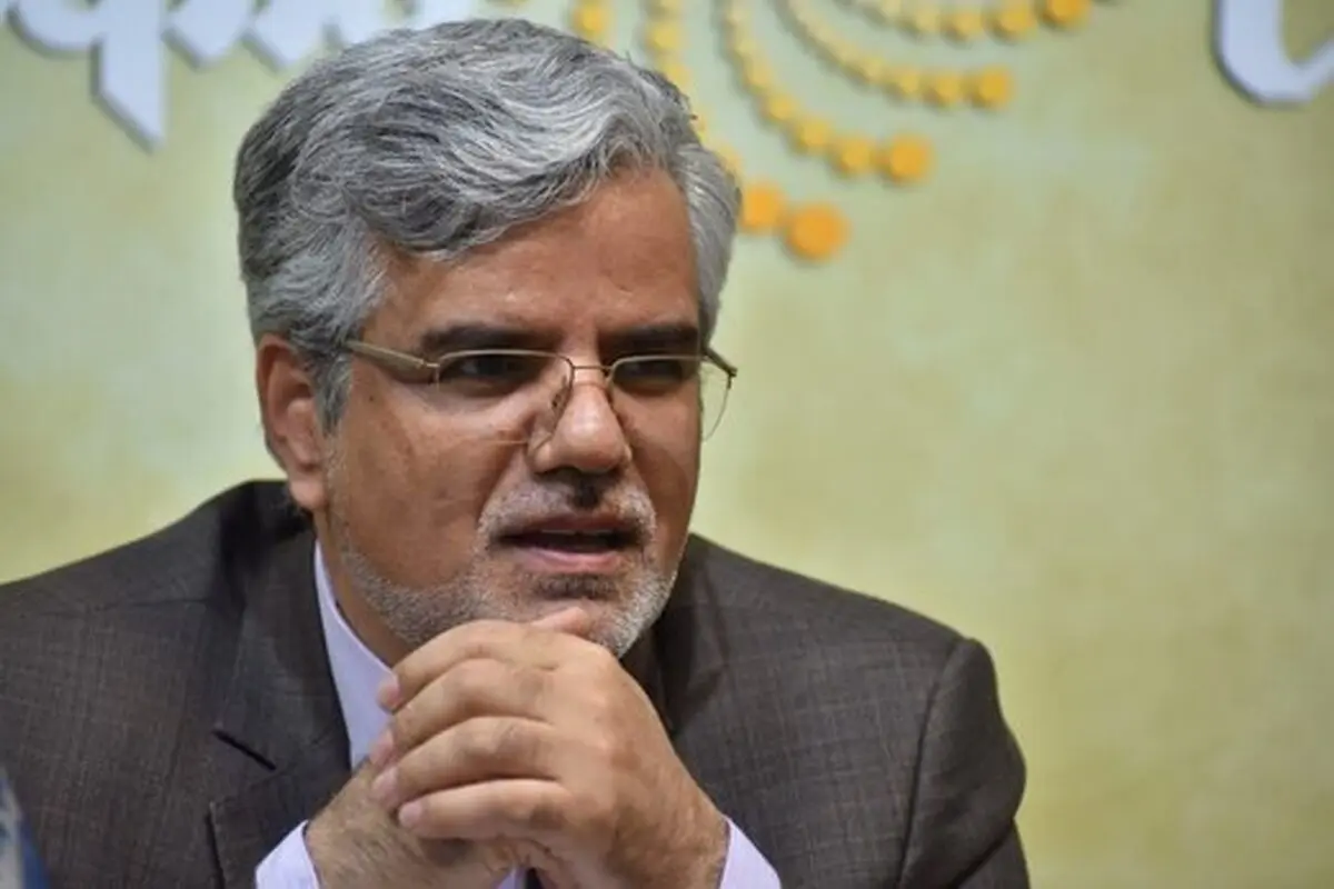 محمود صادقی به درخواست یک نماینده مجلس  برای شنود تلفنش توسط نهادهای امنیتی واکنش نشان داد