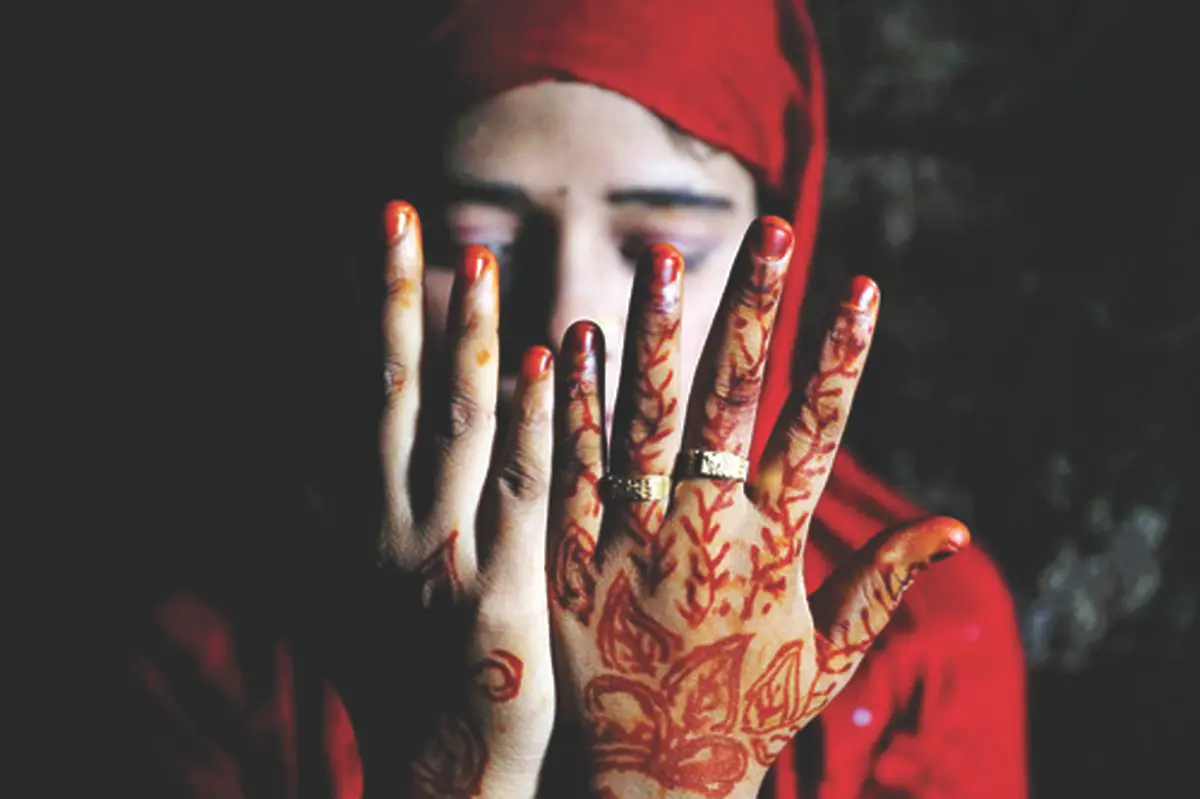 نوشتاری درباره ازدواج میان افراد دوملیتی که گاه با مشکلات فراوانی همراهاست  ازدواجهای فراملی