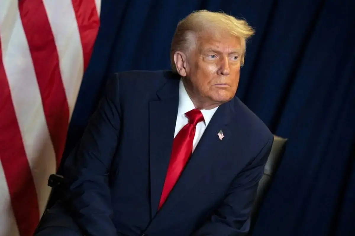 ترامپ، کل حکومت ونزوئلا را «تروریستی» اعلام کرد: دستور محاصره همه نفتکش‌هایی را که به ونزوئلا وارد می‌شوند یا از آن خارج می‌شوند، صادر کردم | رژیم مادورو از نفت دزدیده‌شده برای تروریسم، مواد مخدر، قاچاق انسان، قتل و آدم‌ربایی استفاده می‌کند