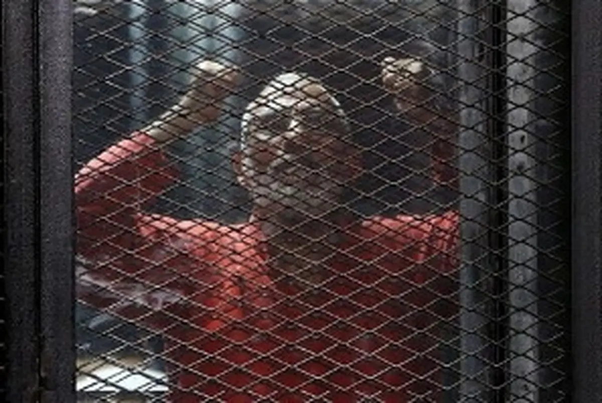 رهبر اخوان‌المسلمین بار دیگر به حبس ابد محکوم شد