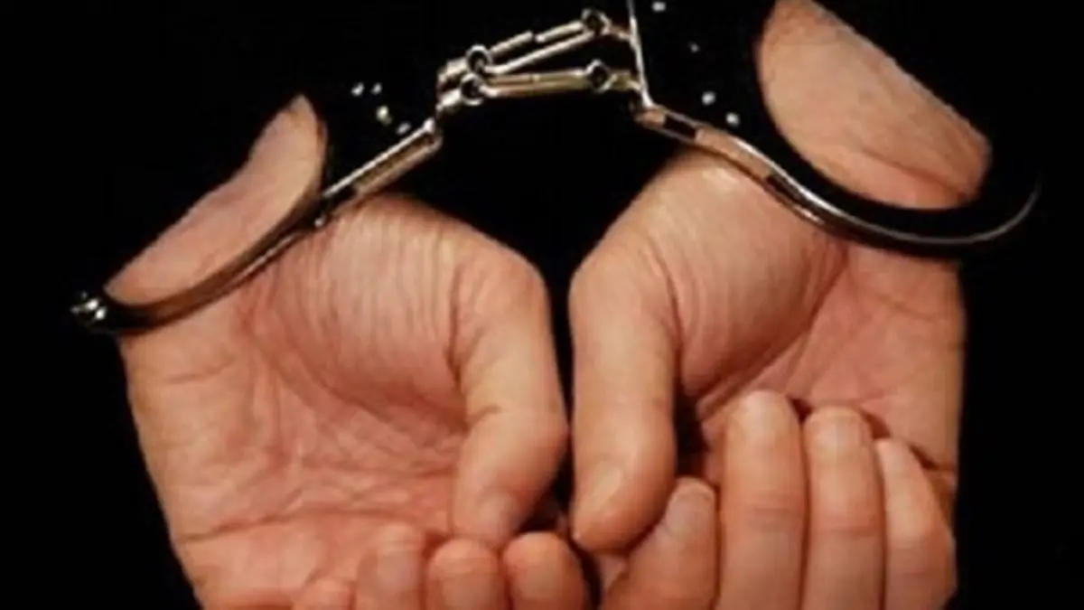 
۳ نفر از پرسنل شهرداری پرند بازداشت شدند
