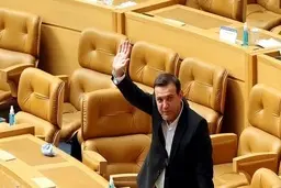 فوتبال  |  سفر شهاب‌الدین عزیزی خادم و تیم همراه به زوریخ برای دیدار با اینفانتینو 
