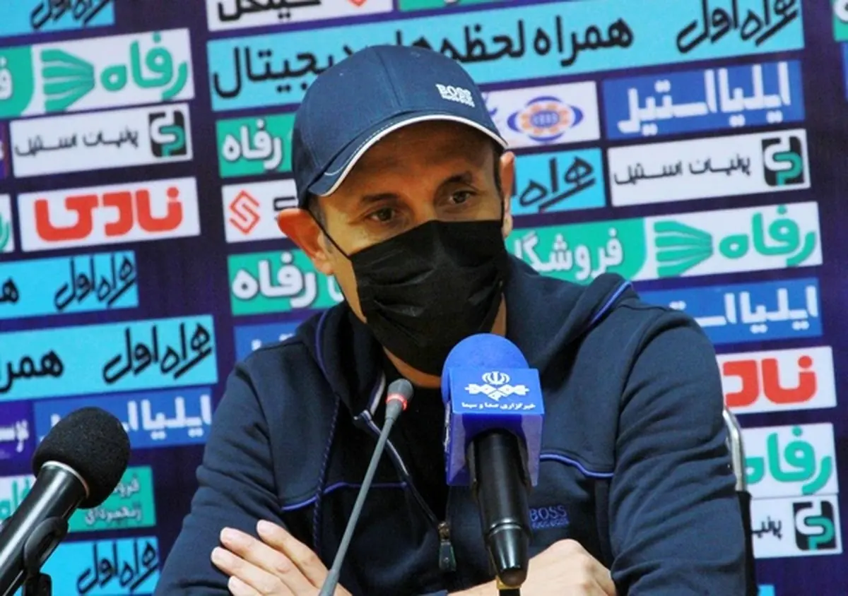 
واکنش گل محمدی به استعفای مدیرعامل پرسپولیس 