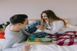 4 ویژگی زنان جذاب که آقایون خیلی بهش توجه می‌کنند!