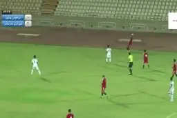 اتفاقی باورنکردنی در لیگ دسته دو | پنالتی عجیب و ۳ مرتبه تکرار!+ویدئو 