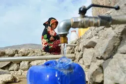 ۷۸ شهر و ۹۵۰ روستای فارس در آستانه تنش آبی | ۴۹۳ روستا به وسیله تانکر در سطح استان آبرسانی می‌شوند