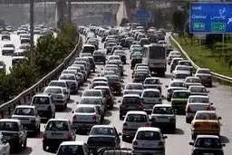 اعمال محدودیت ترافیکی فردا تهران | رونمایی از مجسمه «زانو زنندگان برابر ایران»
