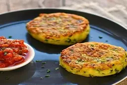 کوکو سیب زمینی با پیاز و جعفری درست کن، محشر میشه | طرز تهیه کوکو سیب زمینی با پیاز و جعفری به روش رستورانی + ویدئو 