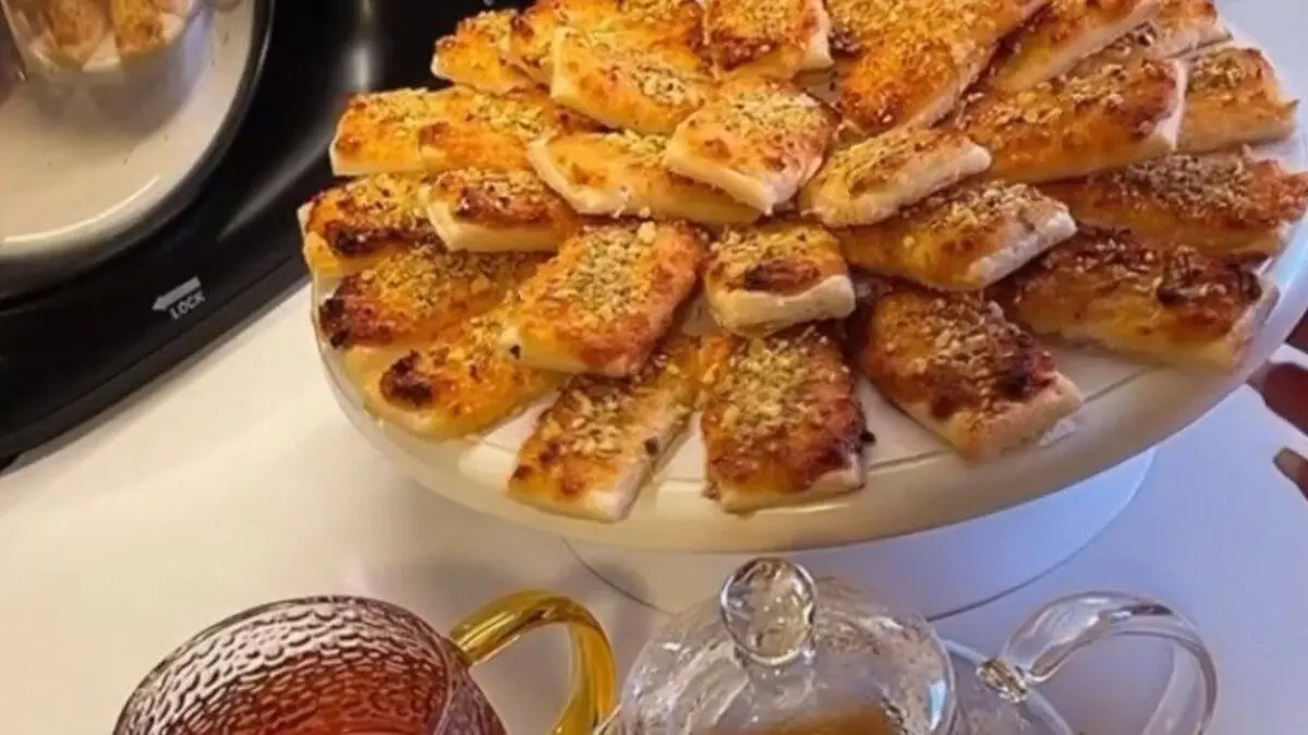 اگه شیرینی اقتصادی برای عید نوروز میخوای بپزی ببین! | طرز تهیه شیرینی نارگیلی +ویدئو