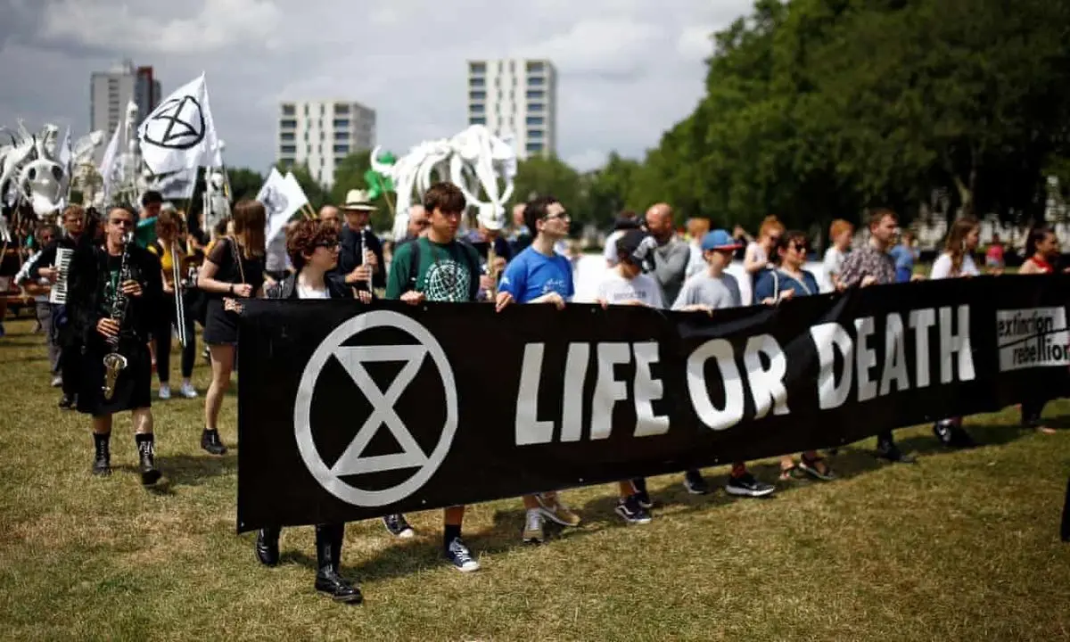 دور تازه اعتراض فعالان محیط زیست در لندن
