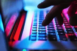 رتبه ایران در سرعت اینترنت ثابت و همراه سقوط کرد