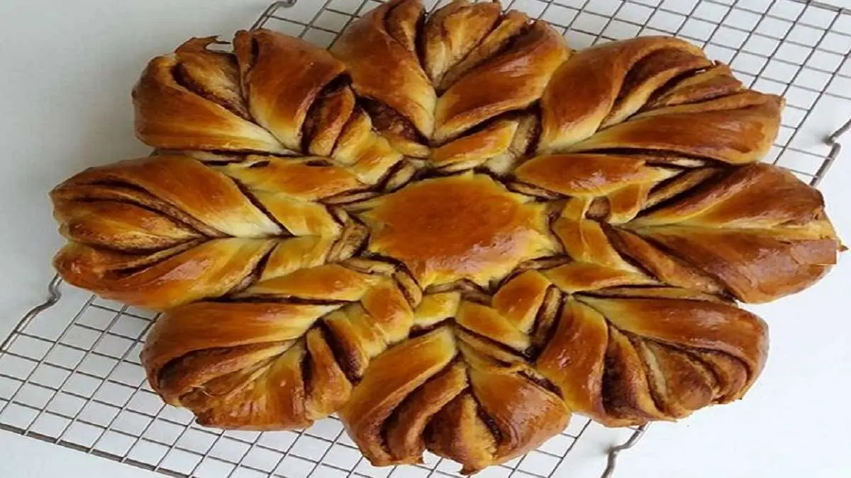 این نون شکلاتی رو میشه راحت نوی خونه درست کرد! | طرز تهیه نان شکلاتی +ویدئو