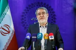 
وزیر کشور: ممنوعیت برگزاری مراسم عزاداری در اماکن سربسته و دسته روی در خیابان‌ها