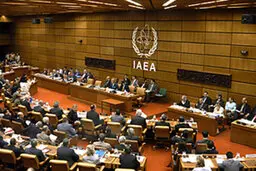  تهران در حال مستقر کردن سانتریفیوژهای پیشرفته و انباشت اورانیوم غنی‌شده فراتر از محدودیت‌های برجام است | زمان بسیار اندکی برای بازگشت دوجانبه به برجام باقی مانده است 