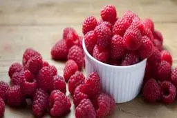  کاهش وزن | توت بخورید ، دیرتر پیرشوید