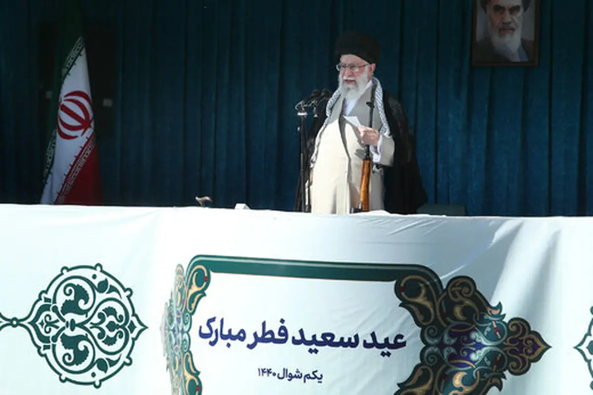 توئیت مهدی فضائلی درباره وضعیت جسمانی رهبر انقلاب