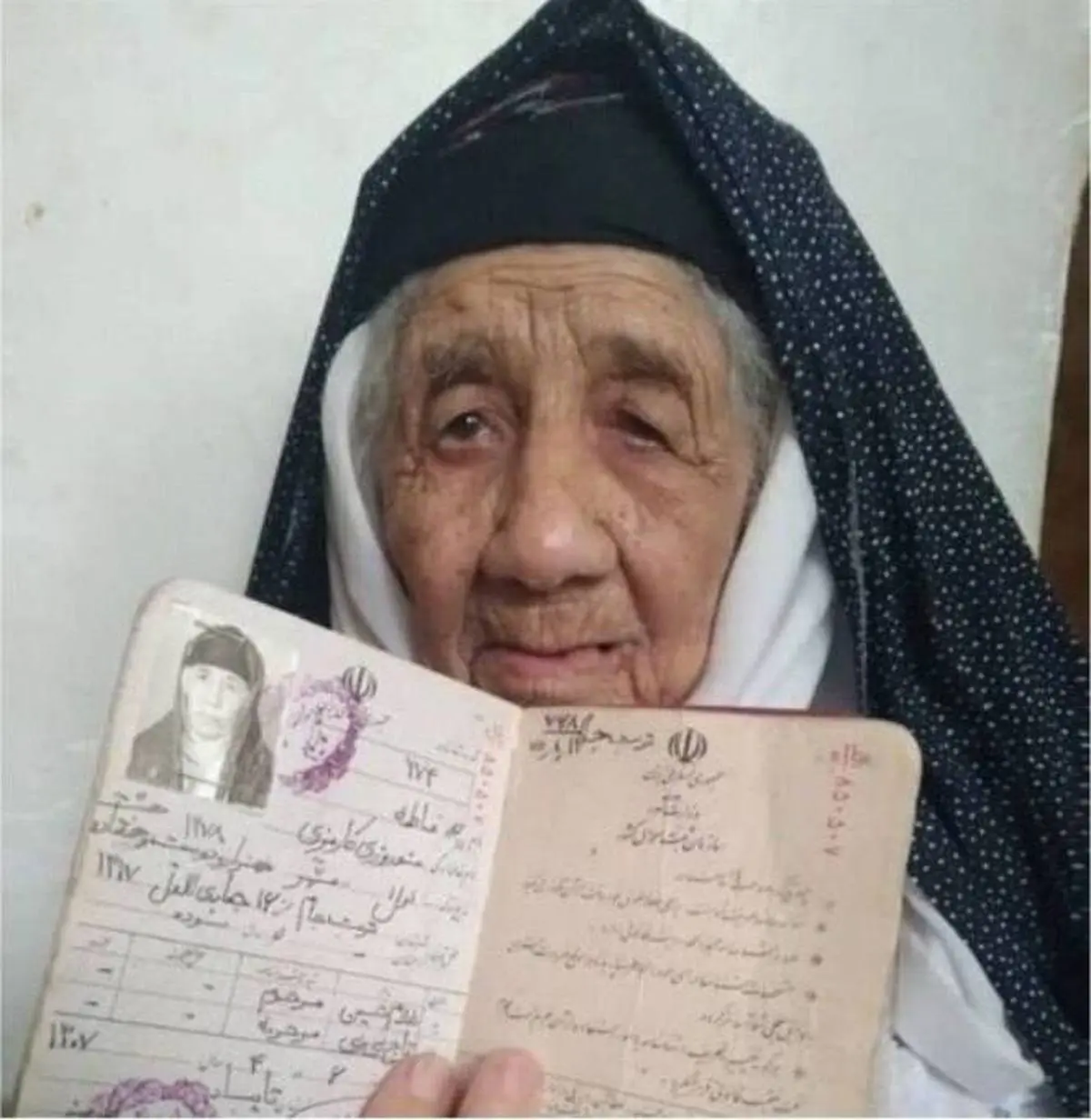 مسن ترین زن ایران پیدا شد! | فاطمه نوروزی در سلامت کامل به سر میبرد