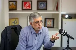 کرباسچی درباره خوشحالی تندروها از فعال‌سازی مکانیسم ماشه: اگر مغز آدم سالم باشد، منطقی نیست که در برابر فشار بر مردم، چنین شادمانی‌ای نشان دهد