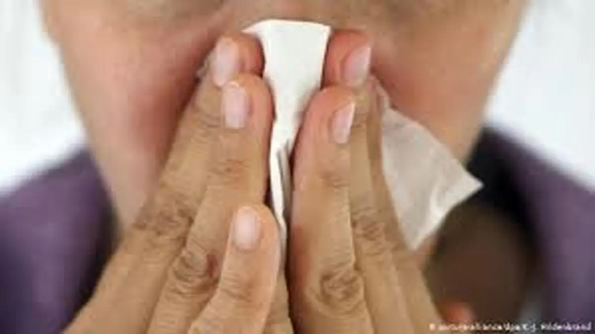 خشکی بینی از علائم اولیه عفونت کووید۱۹ است