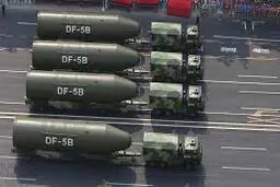 رونمایی چین از هیولای هسته‌ای جدید | DF-5B با برد ۱۲,۰۰۰ کیلومتر و قدرت تخریب ۲۰۰ برابر هیروشیما! +ویدئو