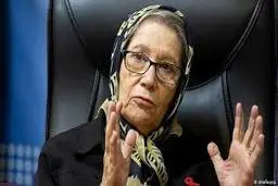 مینو محرز  |   از سوئد واکسن کرونا وارد می‎کنیم 