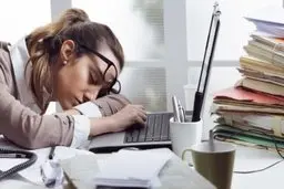   خستگی | چرا بی‌انرژی هستید ؟