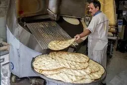 فروش کیلویی نان تا چند ماه دیگر در کشور عملی میشود | نان کیلویی شد