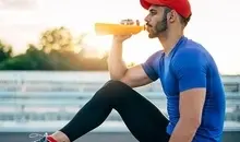 ۶ علامت که نشان می‌دهد بدنتان کمبود نمک دارد