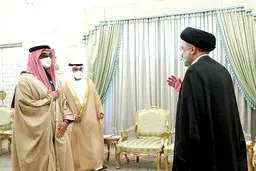 سفرمقام اماراتی به تهران  | شادی تهران از این دیدار‌ها