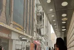 لحظه فرو ریختن ساختمان متروپل آبادان + ویدیو