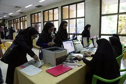 دانشجویان علمی کاربردی سالیانه وام شهریه دریافت می‌کنند