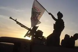 وزیر خارجه ترکیه: سه روزه می توانیم حشد الشعبی عراق را جمع کنیم!