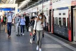 
واکسن نمی‌تواند به تنهایی ویروس کرونا را به پایان برساند
