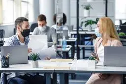 تغییر در امارات متحده عربی؛ کاهش مجازات روابط خارج ازدواج و مصرف الکل