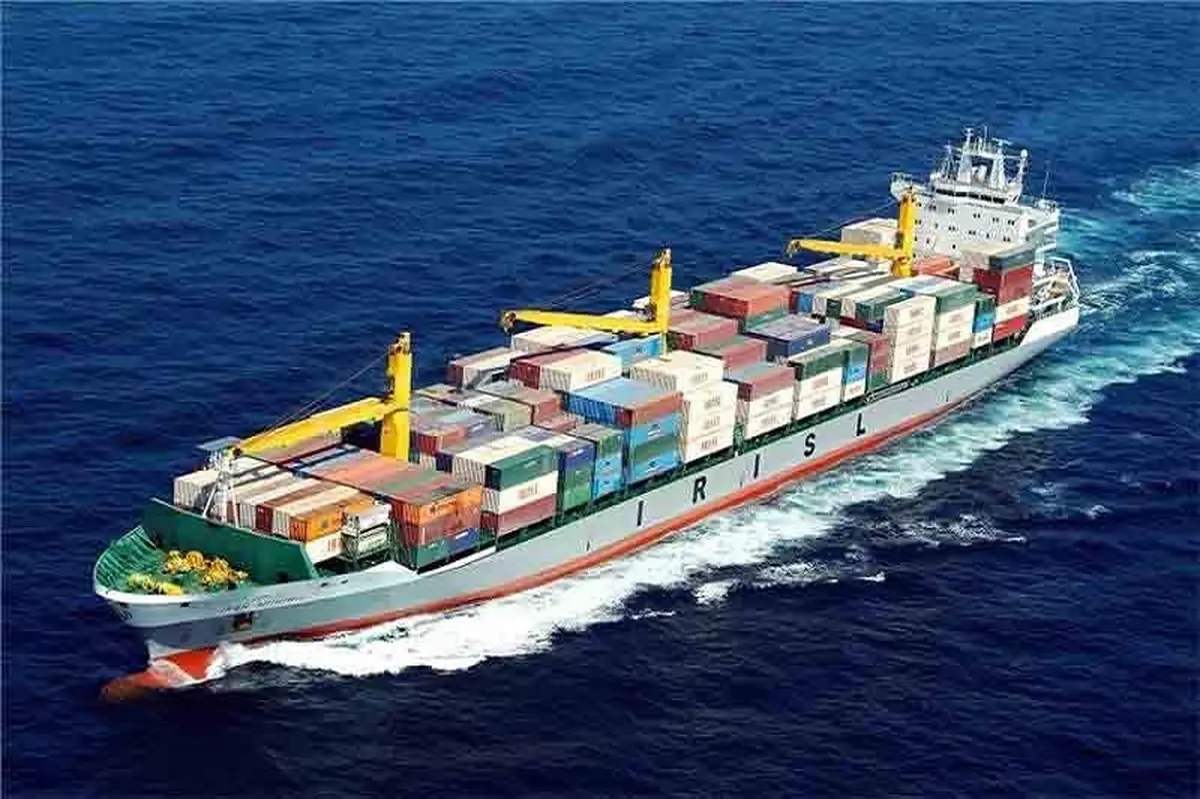 جابجایی کالا به امارات صرفا با شناورهای کانتینری امکان پذیر است