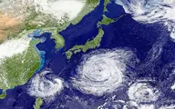 ژاپن در معرض دو طوفان گرمسیری 